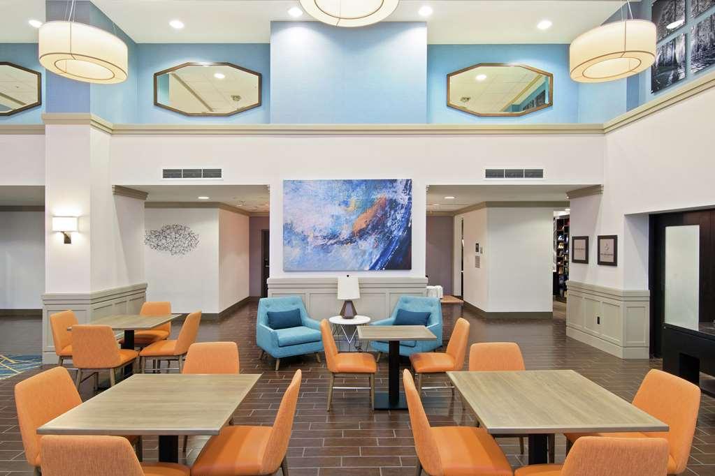 Hampton Inn & Suites Spokane Valley Interior photo
